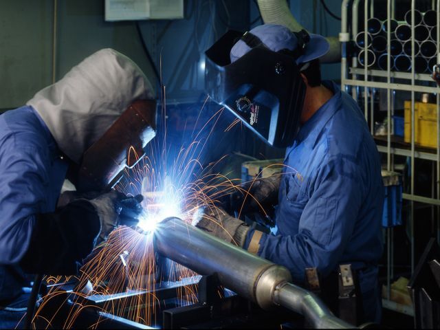 img_e94c10f108b2383d7c1a03188897f35257622